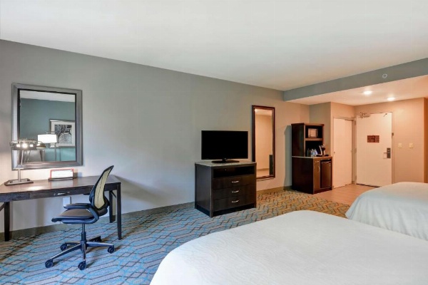 Hilton Garden Inn West Little Rock image 11